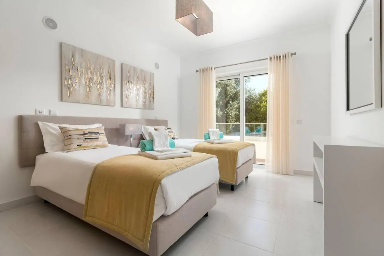 Home By The Sea Ocean View Apartment Лагуш