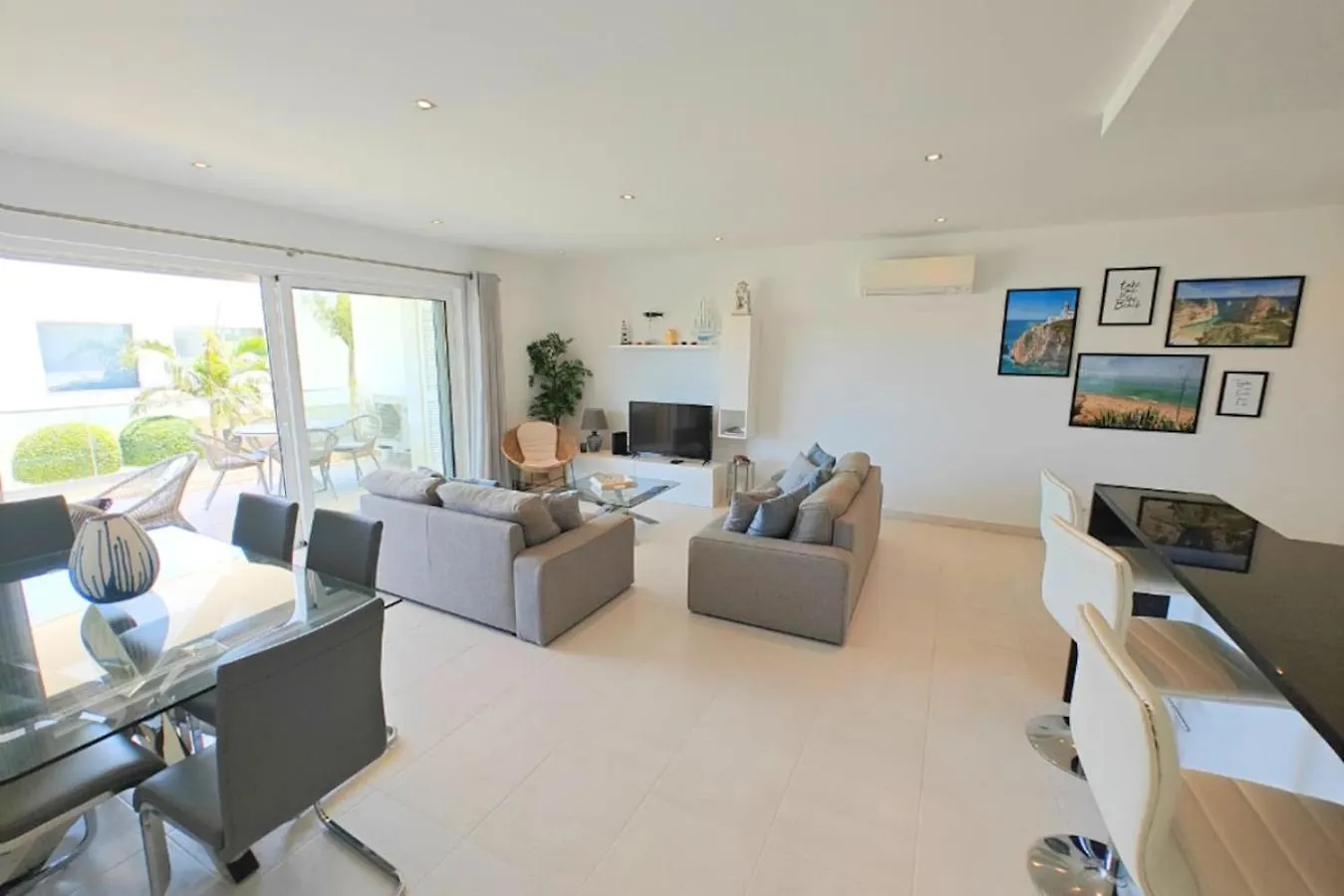 Home By The Sea Ocean View Apartment Лагуш